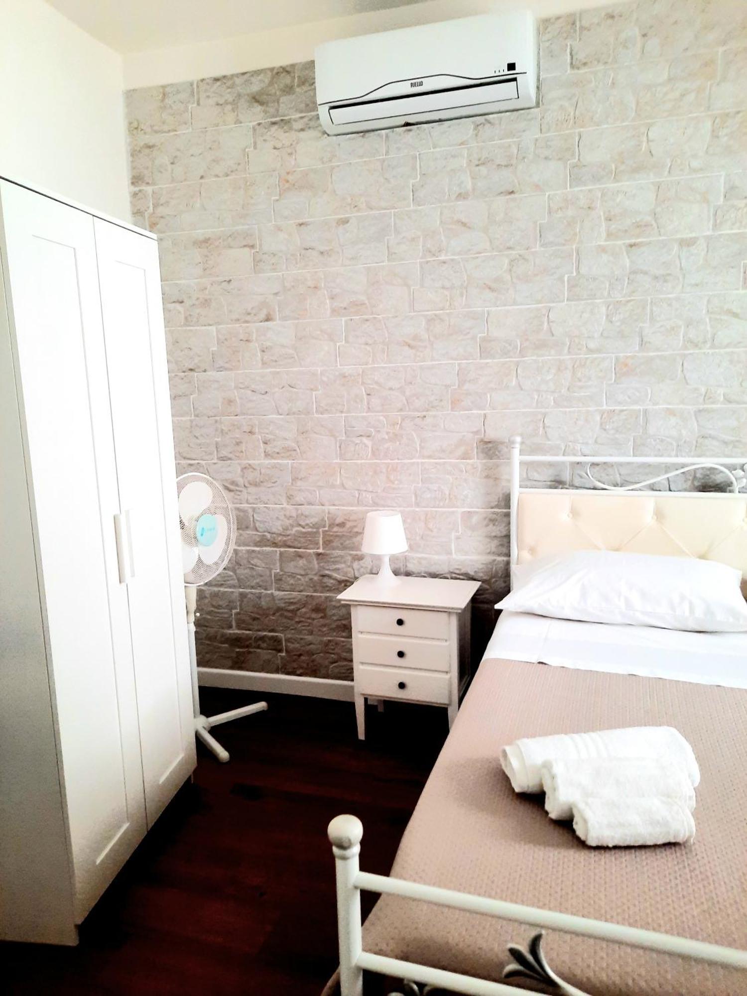 Guest House Santa Caterina Monopoli Esterno foto